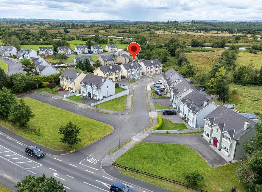 11 Holly Park, Leitrim, N41CP57
