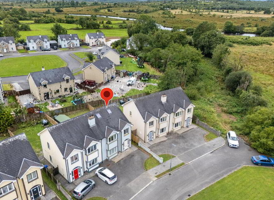 11 Holly Park, Leitrim, N41CP57