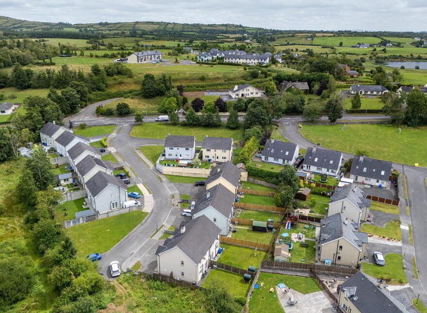 11 Holly Park, Leitrim, N41CP57