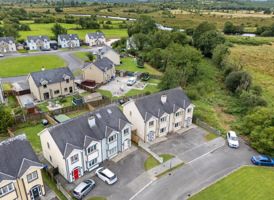 11 Holly Park, Leitrim, N41CP57