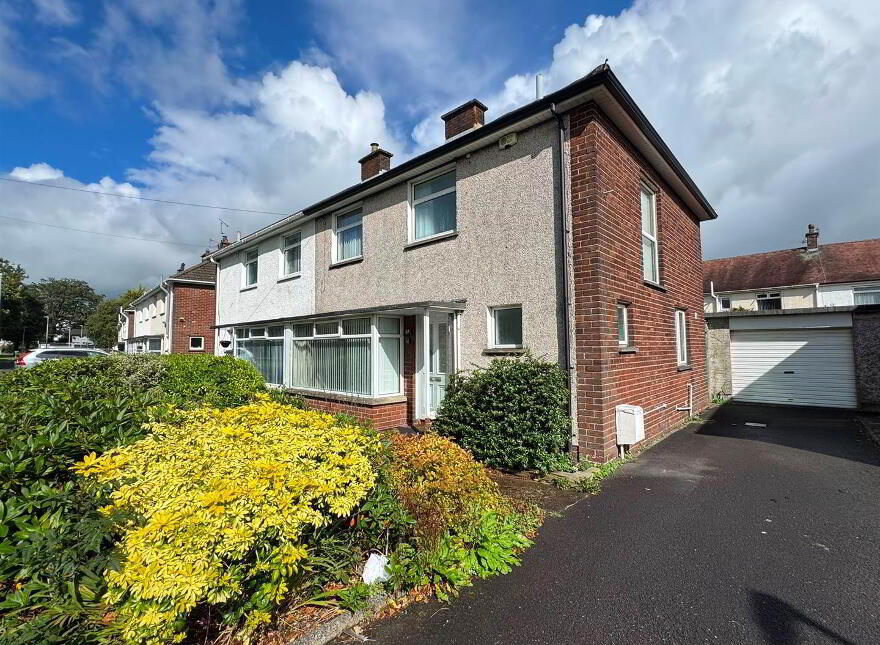 57 Doagh Road, Rush Park, Newtownabbey, BT37 9QJ