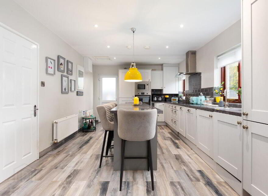 24 Rathlyon Park, Ballycullen, Ballycullen, D24RR8W