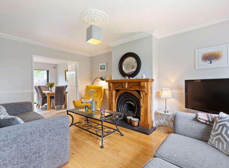 24 Rathlyon Park, Ballycullen, Ballycullen, D24RR8W
