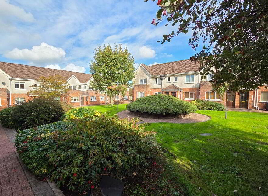 34 The Courtyard, Maelduin, Dunshaughlin, A85E951