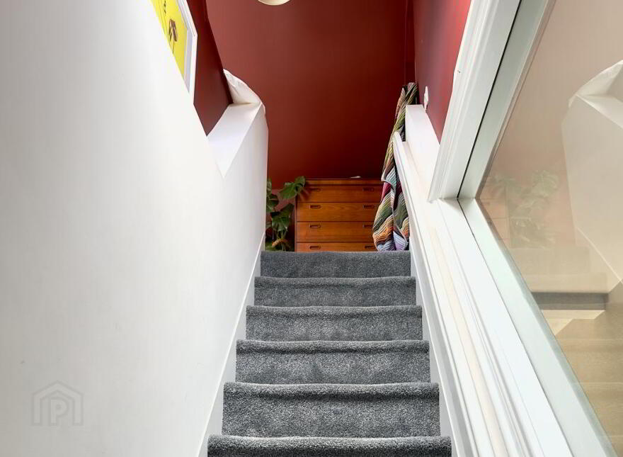 8 Donard Place, Newcastle, BT33 0AJ