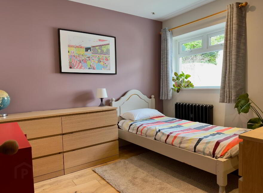 8 Donard Place, Newcastle, BT33 0AJ