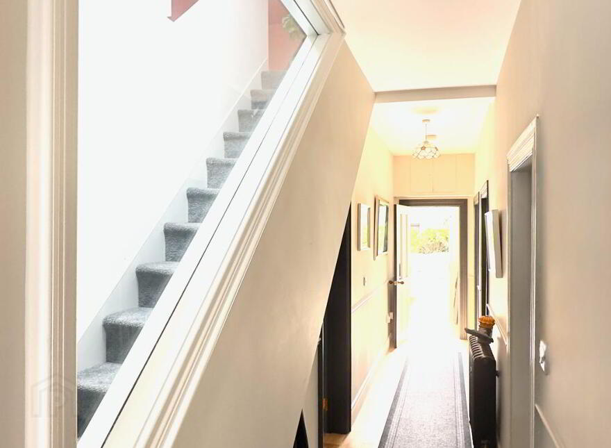 8 Donard Place, Newcastle, BT33 0AJ