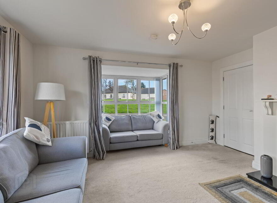 16 River Hill Park, Newtownards, BT23 7FJ