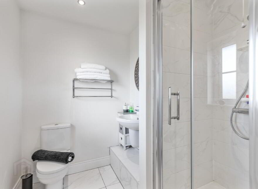 16 River Hill Park, Newtownards, BT23 7FJ