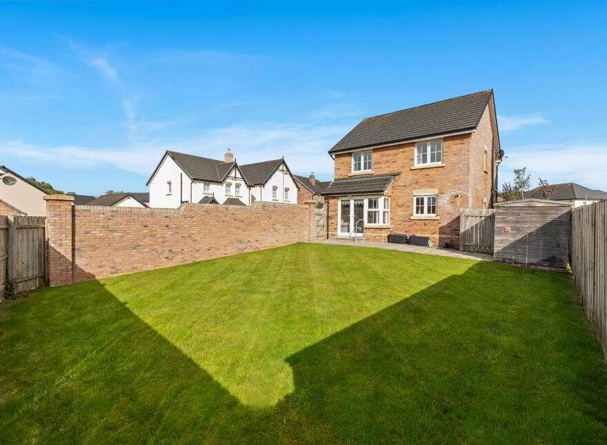 16 River Hill Park, Newtownards, BT23 7FJ
