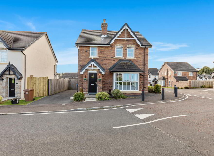 16 River Hill Park, Newtownards, BT23 7FJ