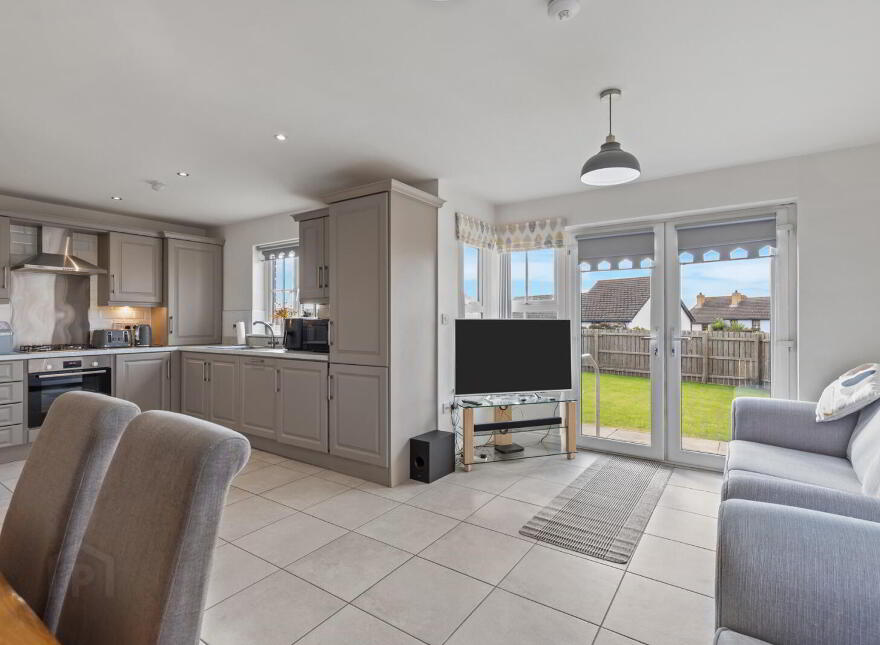 16 River Hill Park, Newtownards, BT23 7FJ