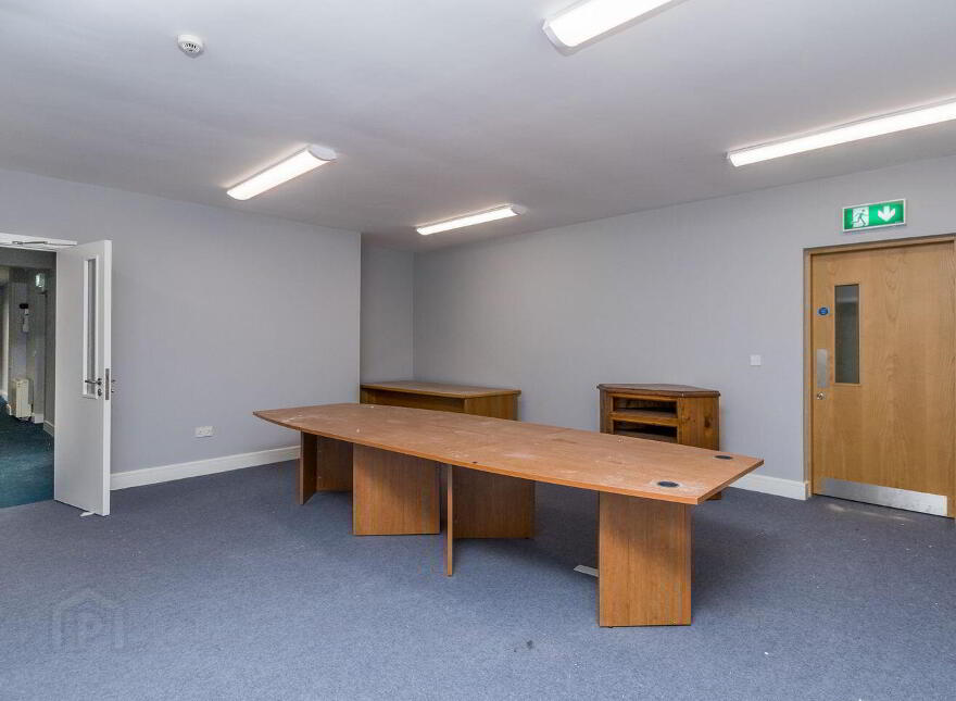 Office Units, Goff Street, Roscommon Town, F42W928