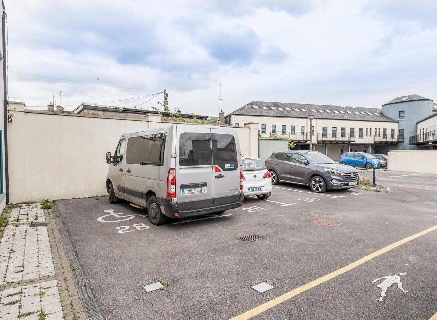 Office Units, Goff Street, Roscommon Town, F42W928