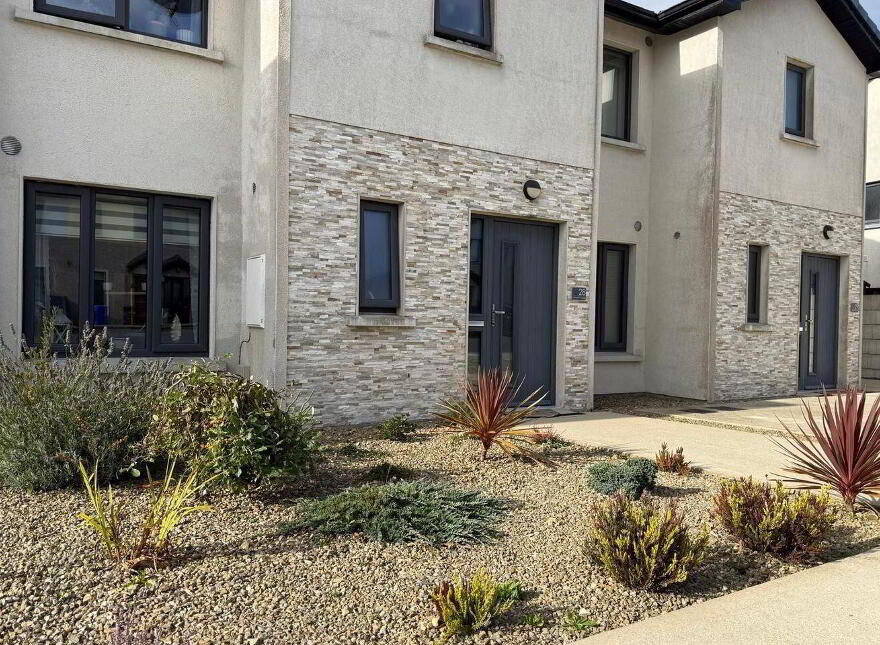 28 Meadow Avenue, Whitebrook, Whiterock, Y35R99C