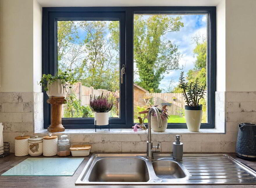 28 Meadow Avenue, Whitebrook, Whiterock, Y35R99C