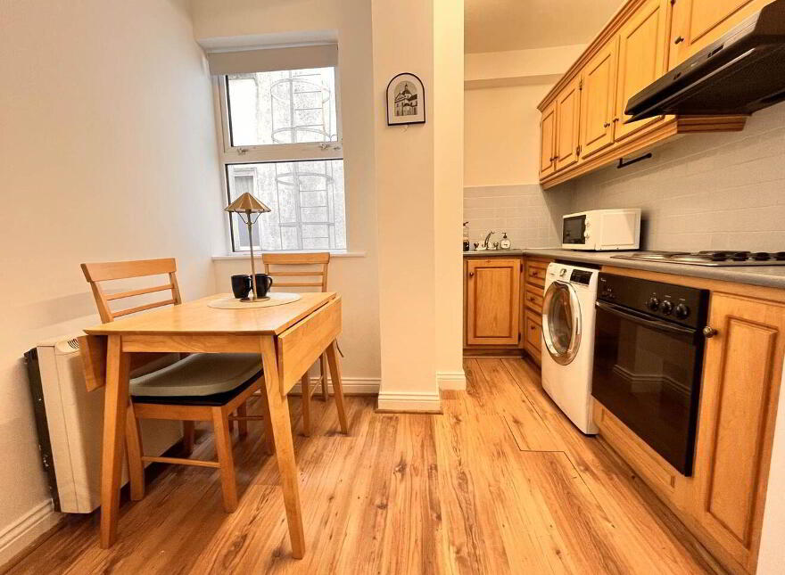 Apt, 35 H Merchants Dock, Merchants Road, Galway City, H91X688