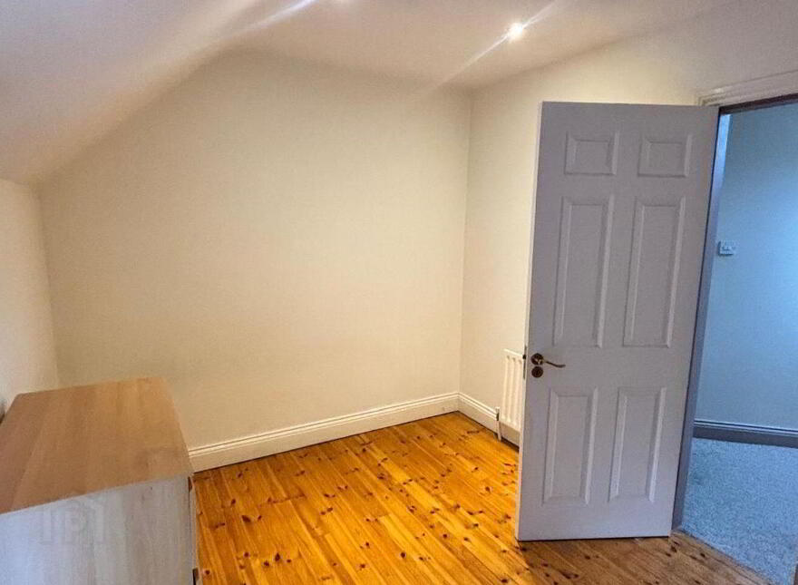 The Gables, Castle Avenue, Silversprings, T23D3H3