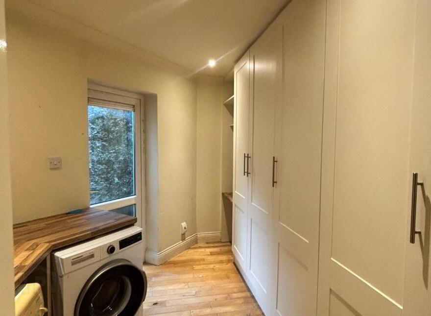 The Gables, Castle Avenue, Silversprings, T23D3H3