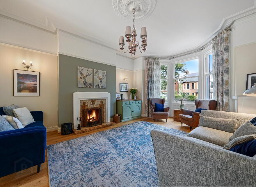 48 Wellington Park, Malone Road, Belfast, BT9 6DP