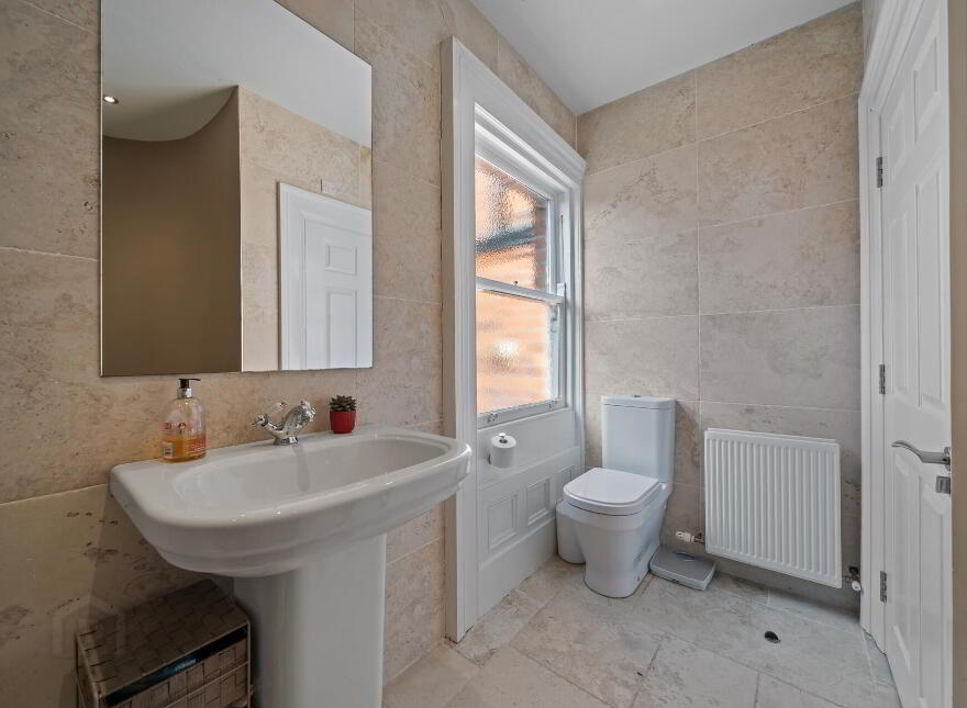 48 Wellington Park, Malone Road, Belfast, BT9 6DP