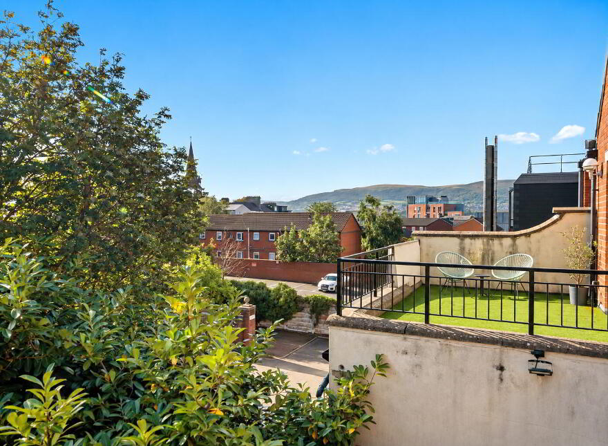 48 Wellington Park, Malone Road, Belfast, BT9 6DP