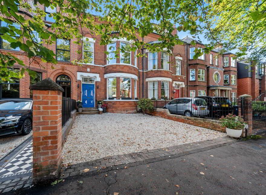 48 Wellington Park, Malone Road, Belfast, BT9 6DP