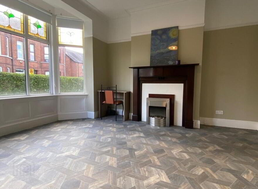 51 Marlborough Park Central, Belfast, BT9 6HP