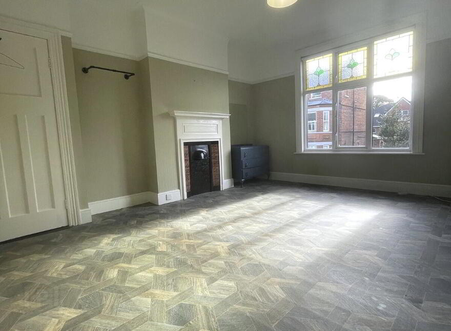 51 Marlborough Park Central, Belfast, BT9 6HP