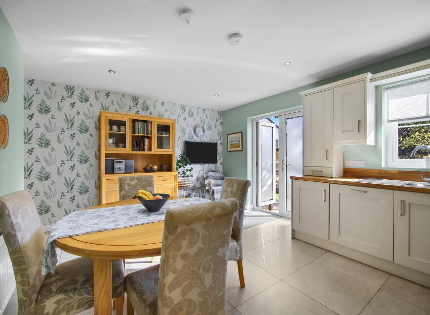 84 Railway Street, Railway Manor, Comber, Newtownards, BT23 5HQ