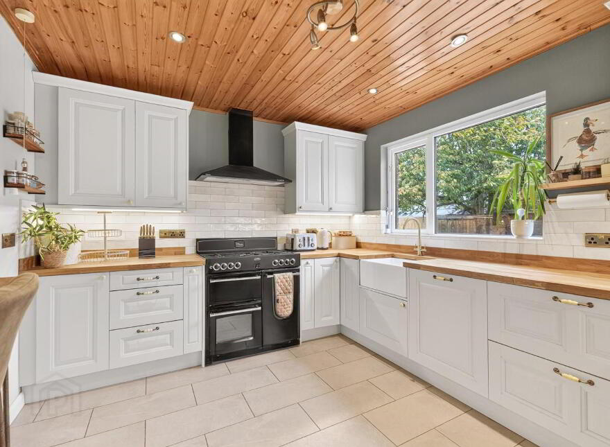 36 Robinson Way, Bangor, BT19 6NR