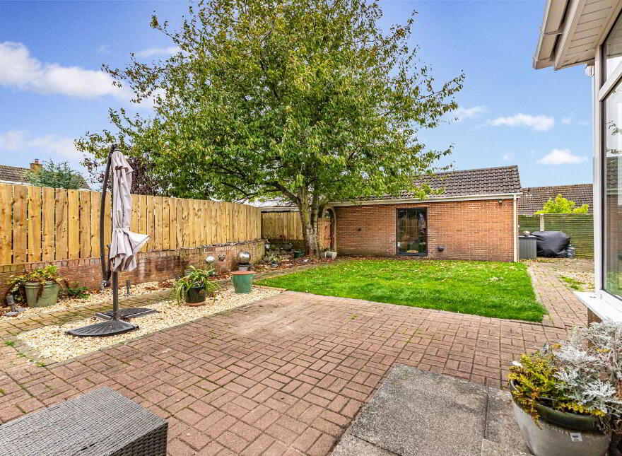 36 Robinson Way, Bangor, BT19 6NR