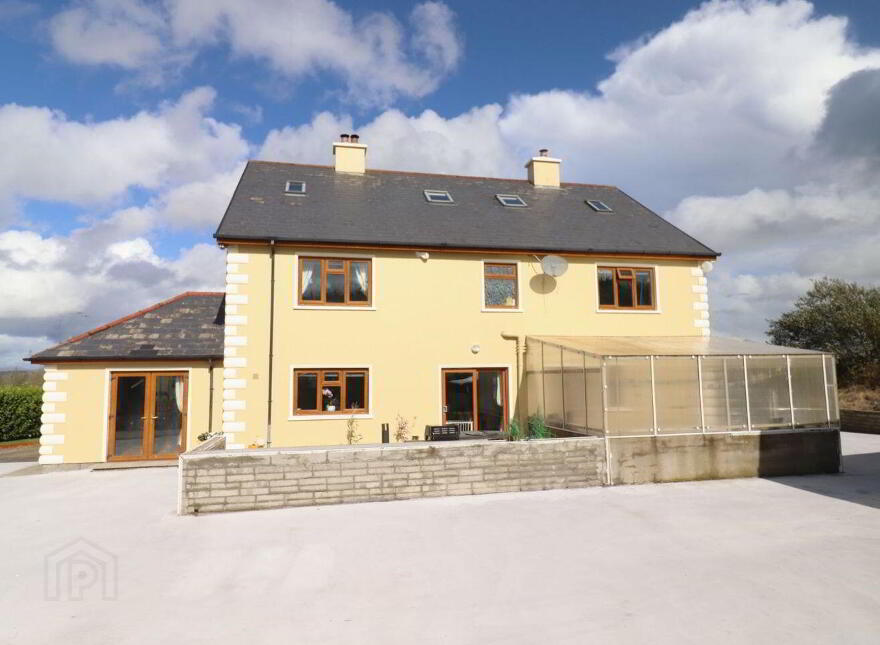 Derryleigh, Inchigeelagh, Macroom, P12E672