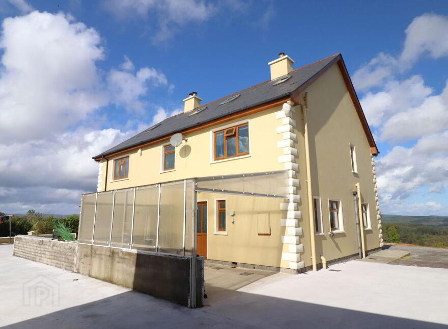 Derryleigh, Inchigeelagh, Macroom, P12E672