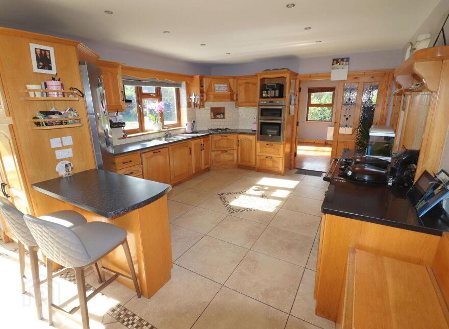 Derryleigh, Inchigeelagh, Macroom, P12E672