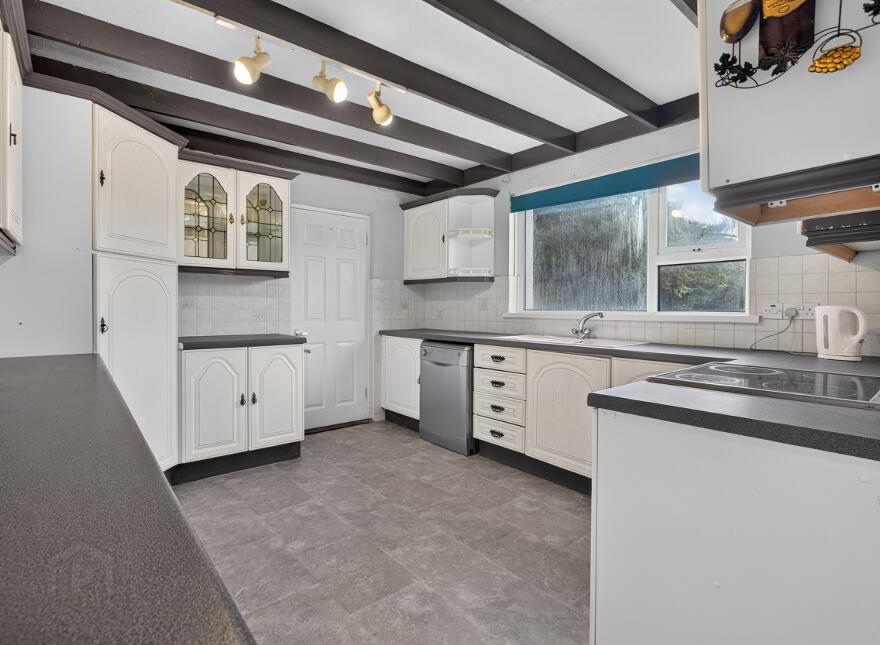 15 Shandon Park, Ballymena, BT42 2ED