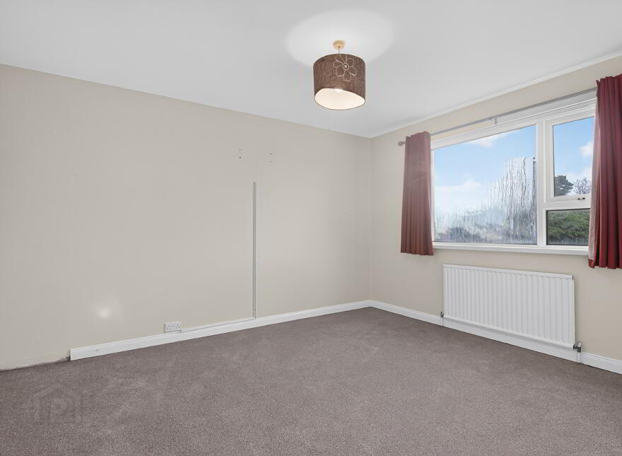 15 Shandon Park, Ballymena, BT42 2ED