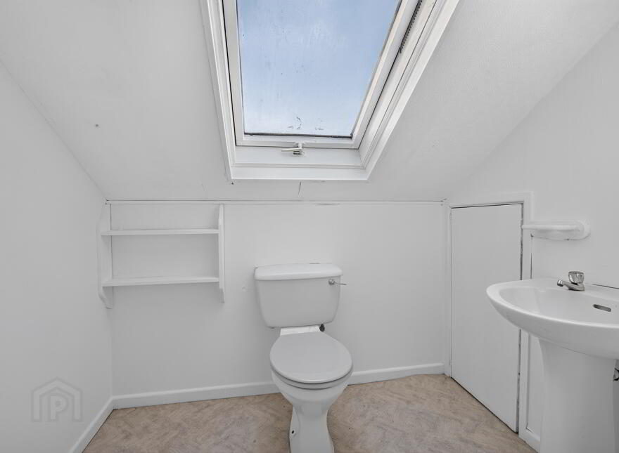 15 Shandon Park, Ballymena, BT42 2ED