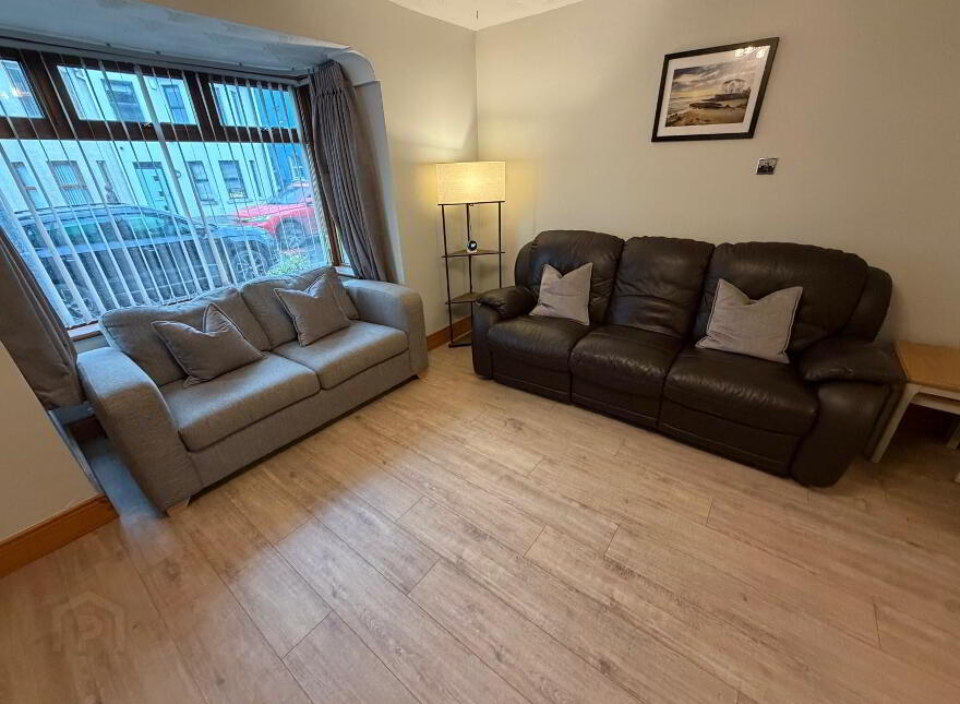 95 Causeway Street, Portrush, BT56 8AE