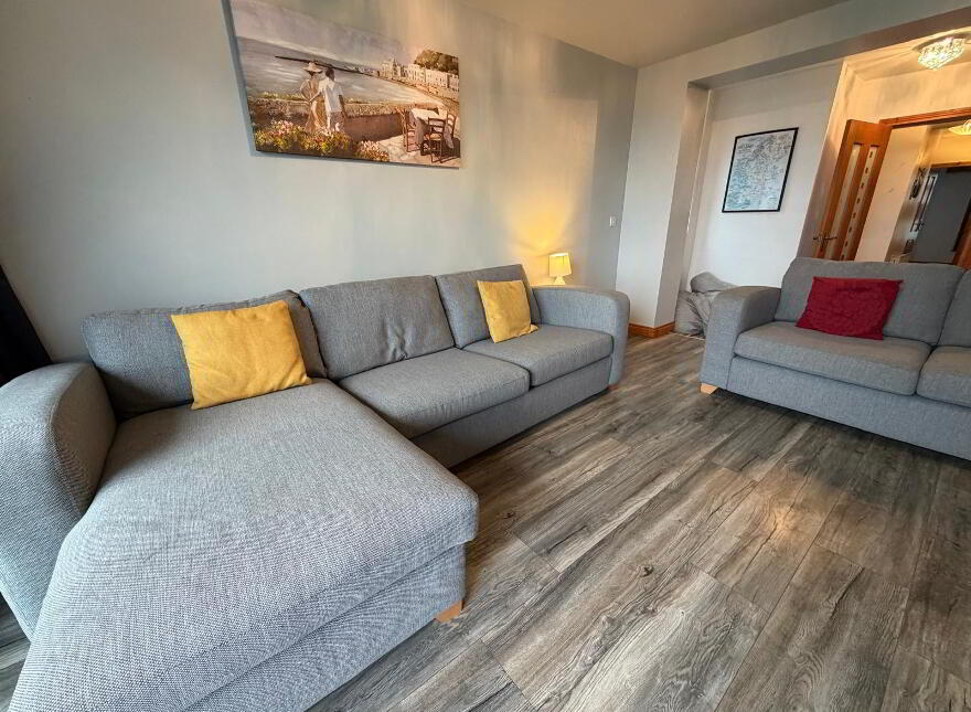 95 Causeway Street, Portrush, BT56 8AE