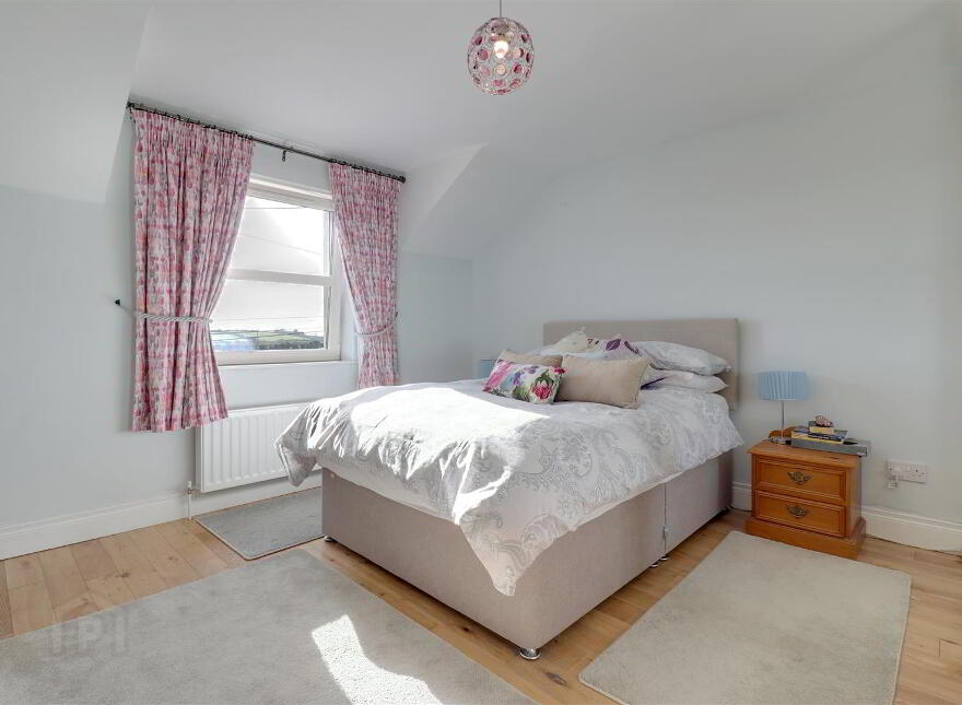 16 Manse Road, Kircubbin, Newtownards, BT22 1DR