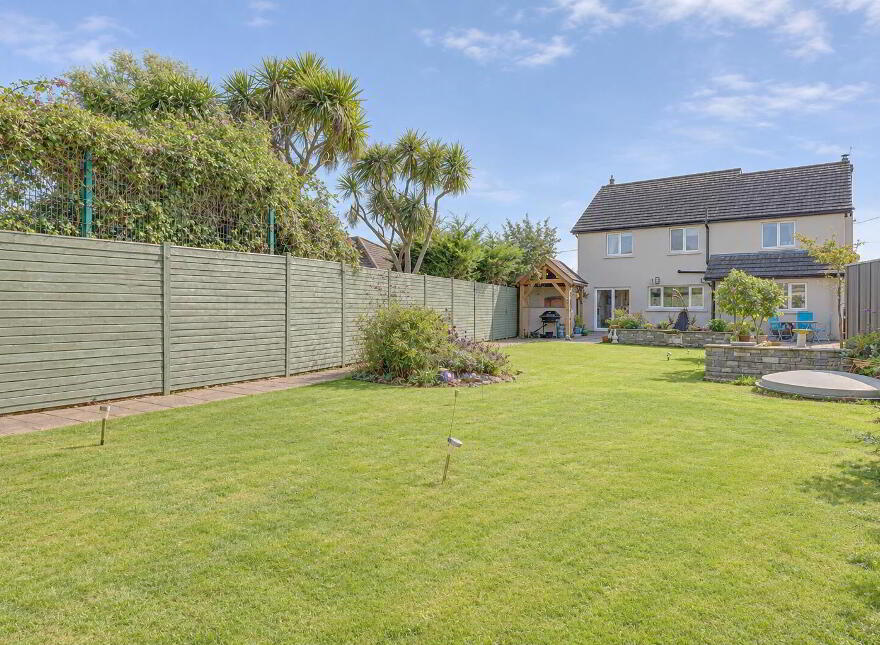 16 Manse Road, Kircubbin, Newtownards, BT22 1DR