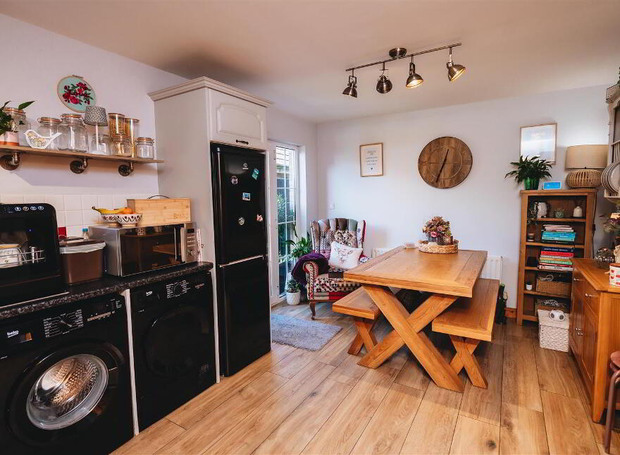 184 Bush Manor, Antrim, BT41 2UQ