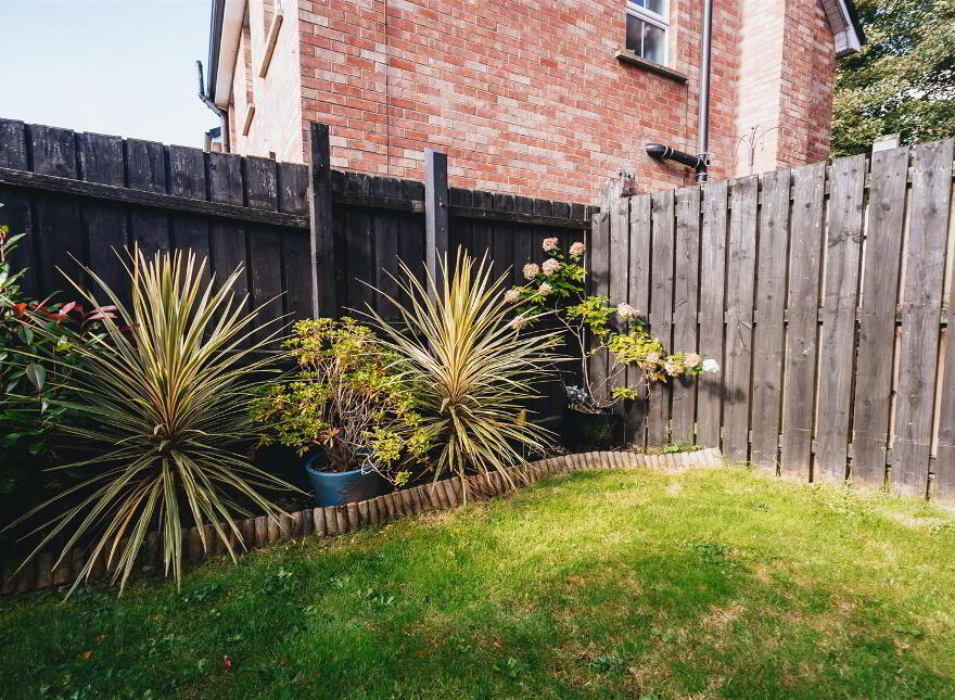 184 Bush Manor, Antrim, BT41 2UQ