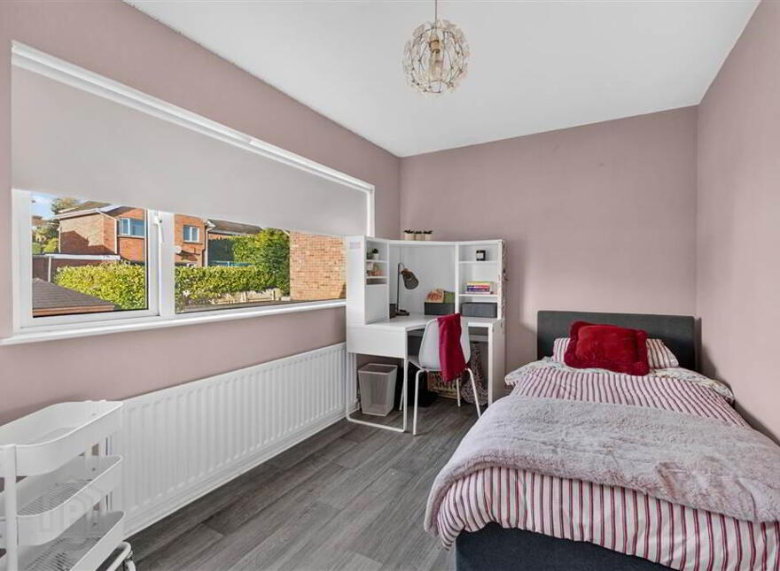 25 Parkland Avenue, Pond Park Road, Lisburn, BT28 3JP