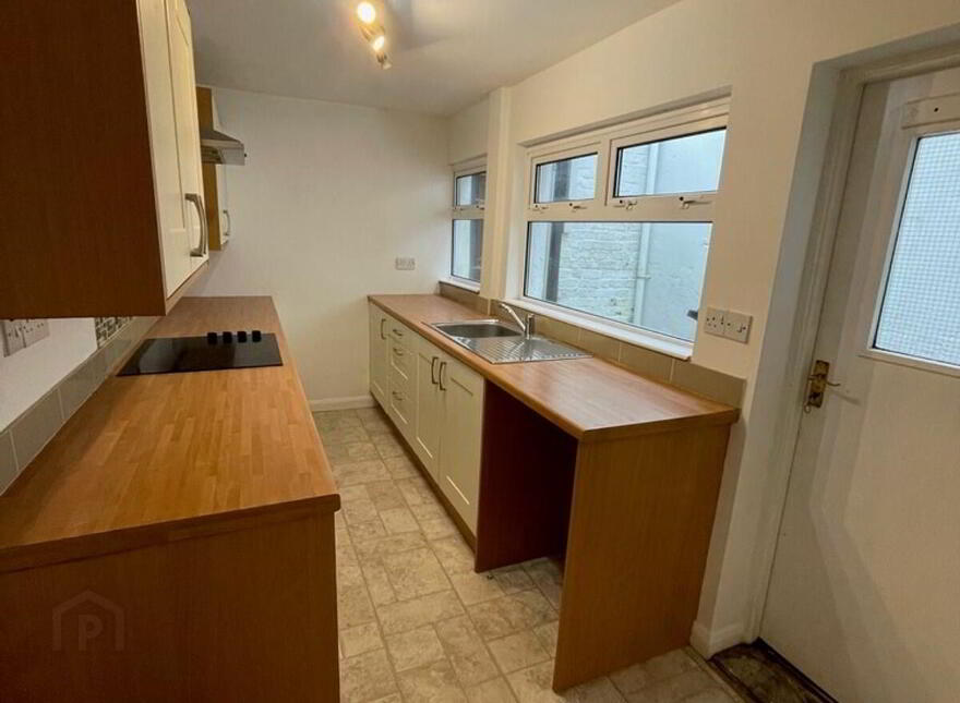 23 Ravenscroft Street, Off Bloomfield Avenue, Belfast, BT5 5BE