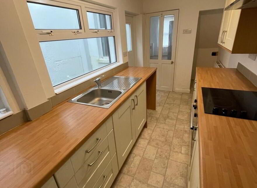 23 Ravenscroft Street, Off Bloomfield Avenue, Belfast, BT5 5BE