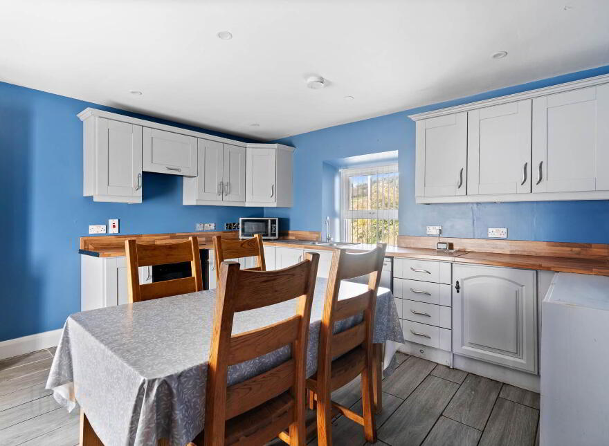 Lough Keel Cottage, Carrownasaul, Termon, F92Y6H3