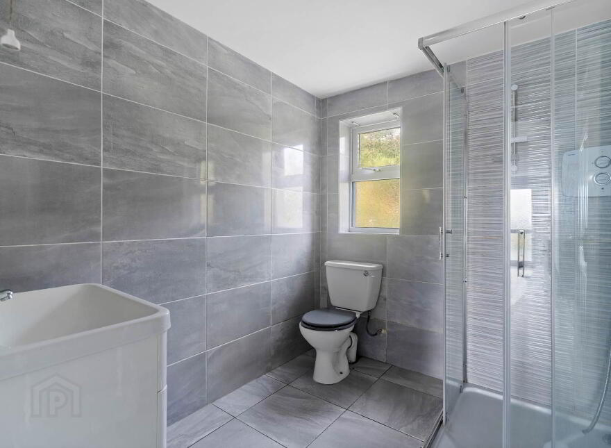 Lough Keel Cottage, Carrownasaul, Termon, F92Y6H3