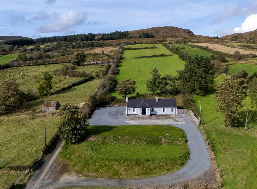 Lough Keel Cottage, Carrownasaul, Termon, F92Y6H3